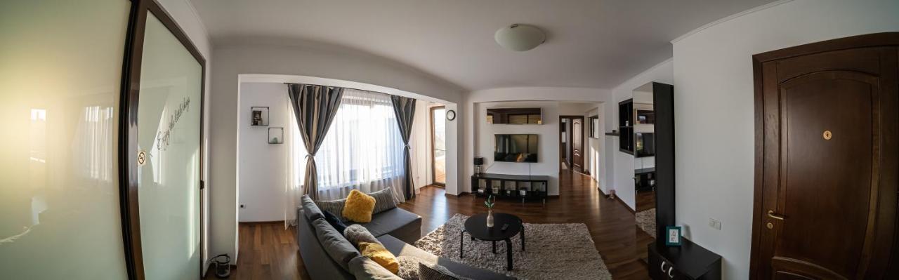 Apartament Tatu Bar&Grill Отопени Экстерьер фото
